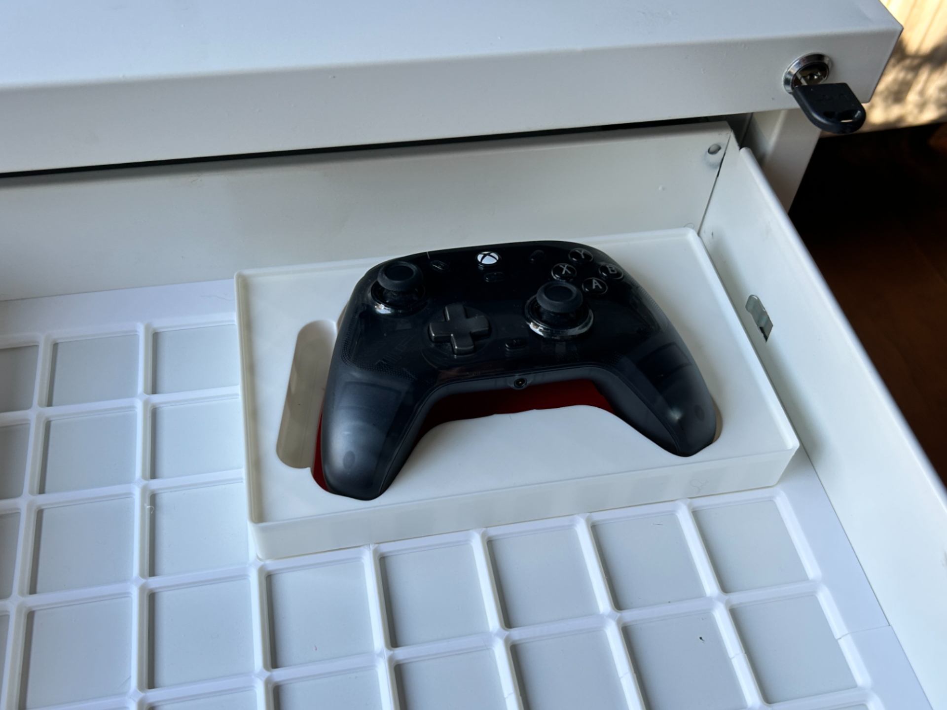 gridfinity shadow box para mando xbox muesca dedo