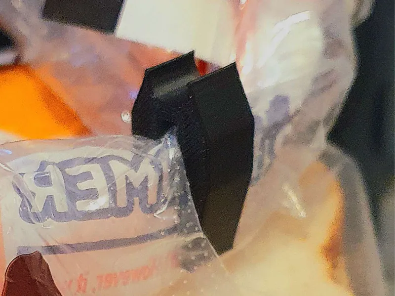 Coffin food bag clip