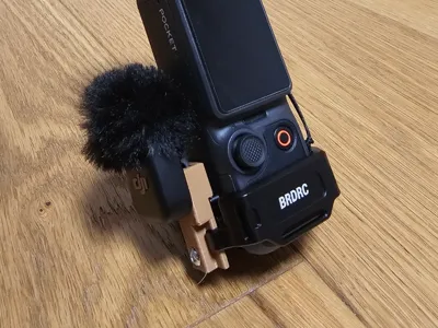 DJI Pocket 4 mount for mic mini