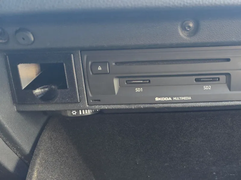 golf_7_obd_ii_left_side