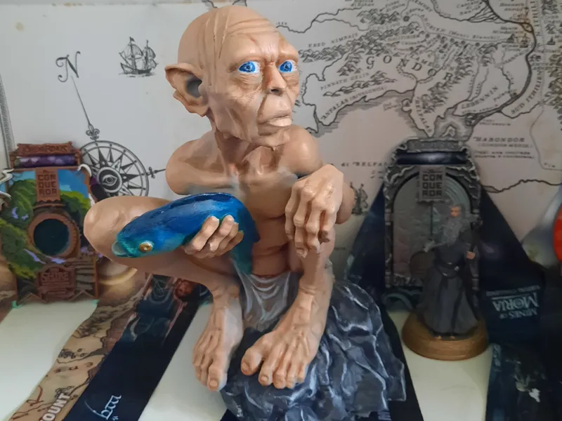 Gollum con pesce