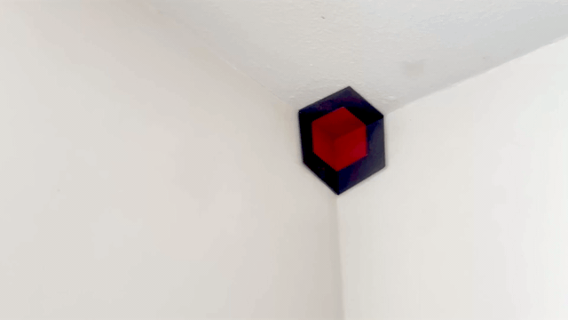 Anamorphic Corner Cube