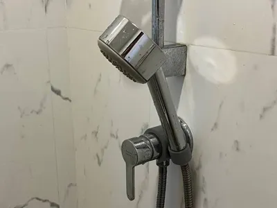Low Profile Shower Holder for Kids AmericanStand..
