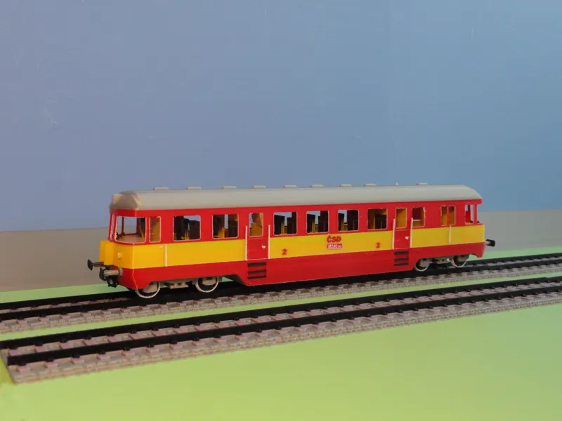 Motor Coach M240.0+Balm ČSD (Singrovka) H0