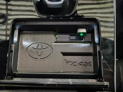 Toyota Bz4x wireless block