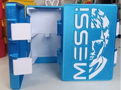 Messi Sticker Box with AMS