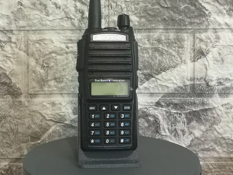 Baofeng UV-82 Desk Stand