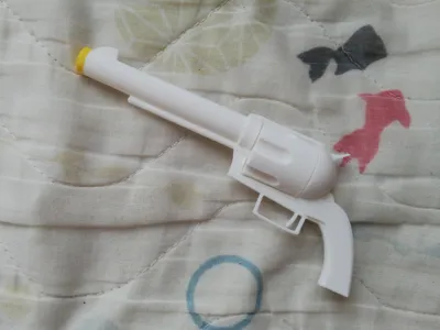Six-Shooter (Completely non-functional)