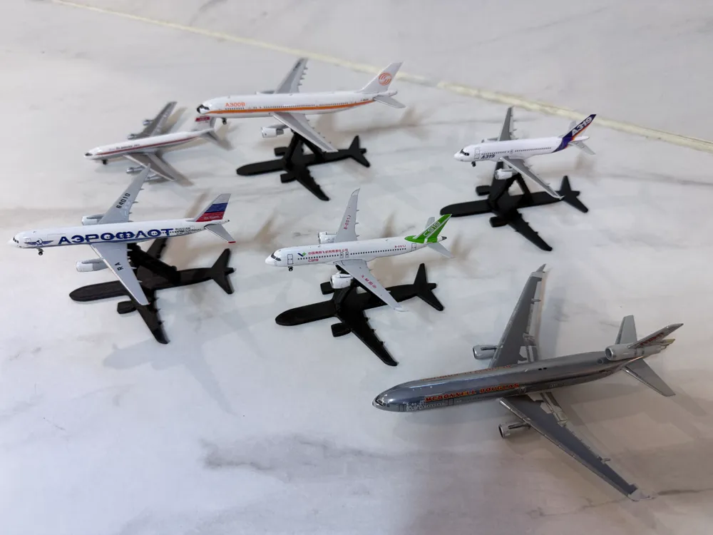Ground-shadow design 1/400 scale aircraft model stand ground‑shadow ...