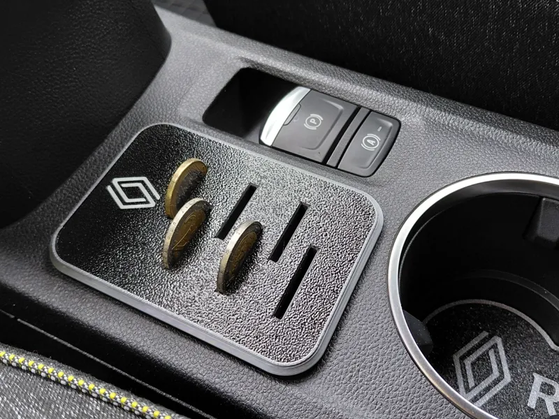 Renault Captur/Symbioz 1€ and 2€ coin holder