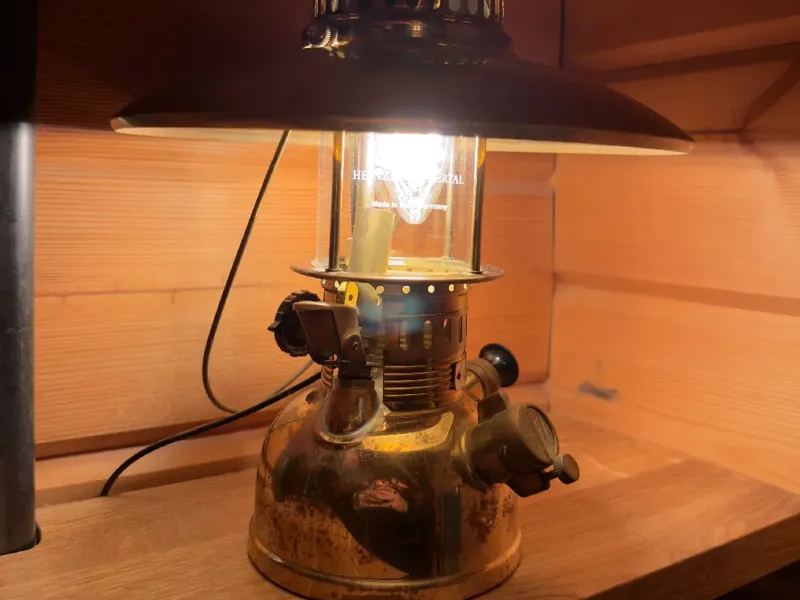 Kerosene lamp lightbulb casing - Geniol Automatic