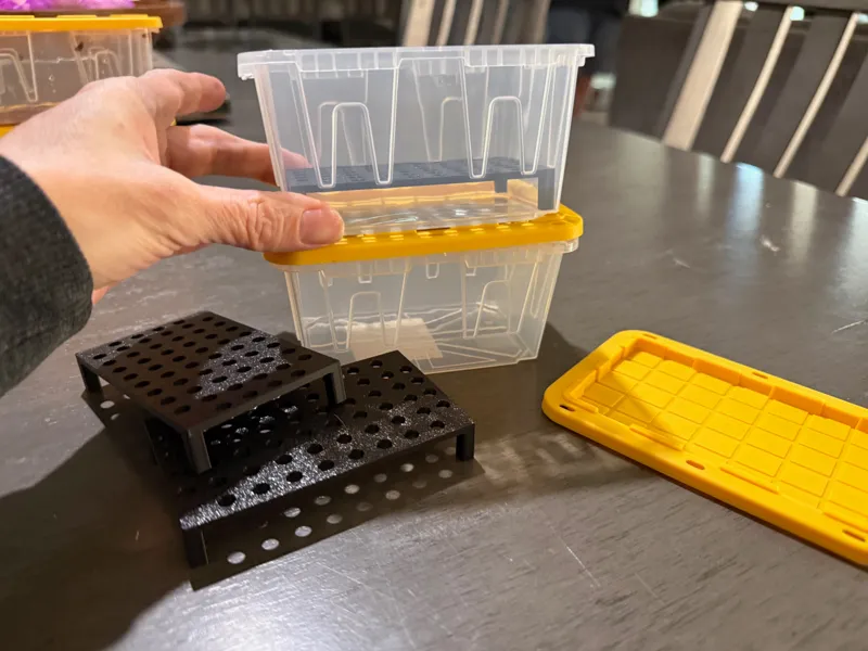 Micro tote corm riser insert