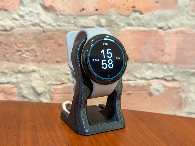 Pixel Watch 2/3 Stand - Hanging Around