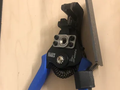Klein Katapult Wire Stripper Wire Catcher