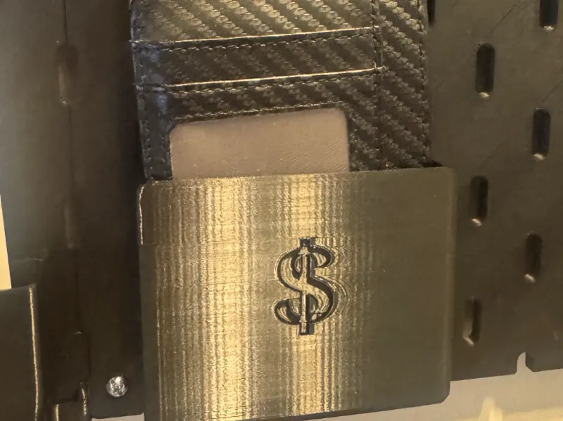 Slim Wallet Holder Skadis Mount
