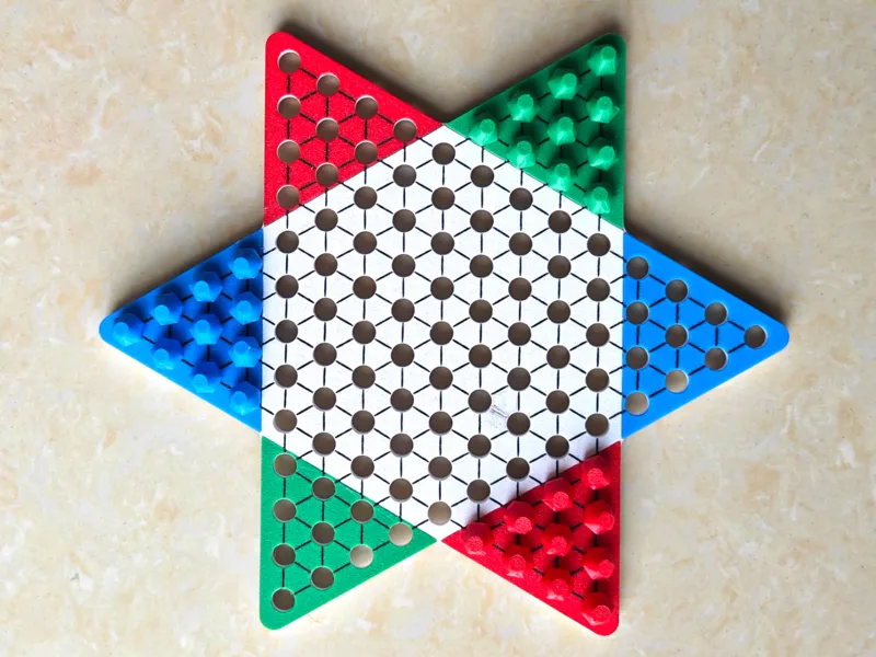 多色跳棋