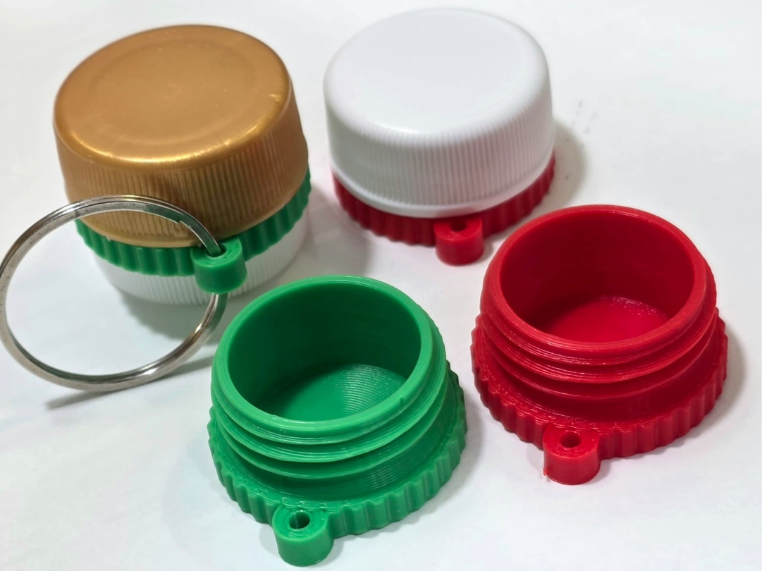 (Key Ring) Mini Bottle Cap Container