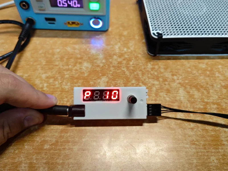 PWM手动/温控调速器外壳