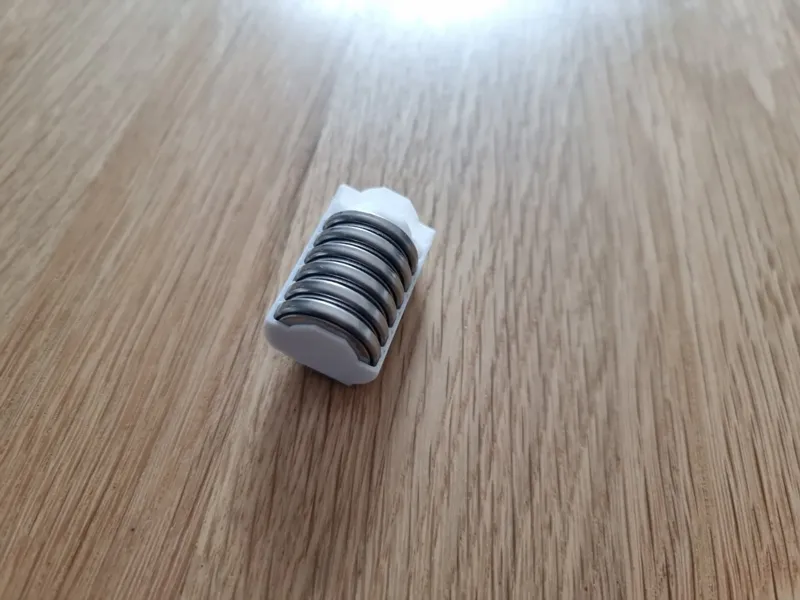 CR2032 battery holder