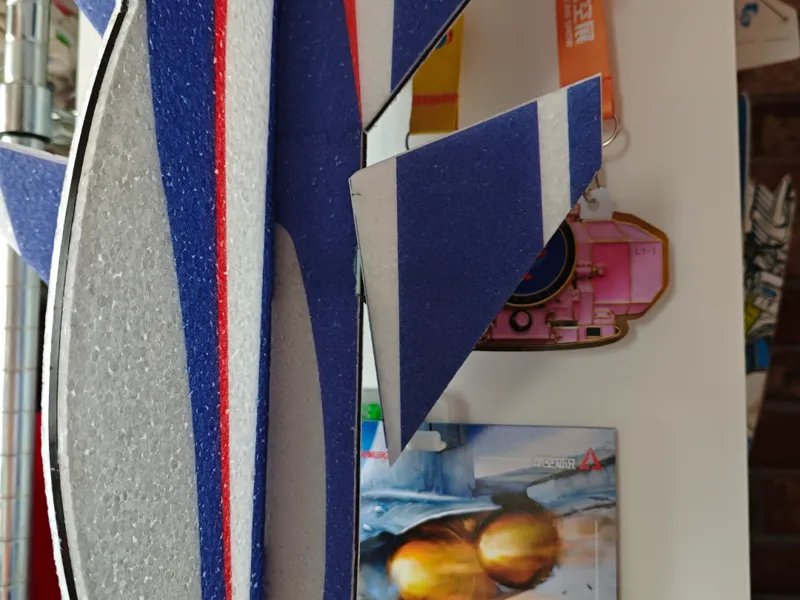 翔翼模型工作室的J-10飞机（歼10）航模改全动鸭翼套件