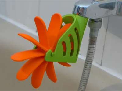 bathtub turbine/ children's spinner 