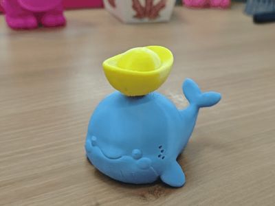 Fun Ornament 'Making Money While Slacking Off'