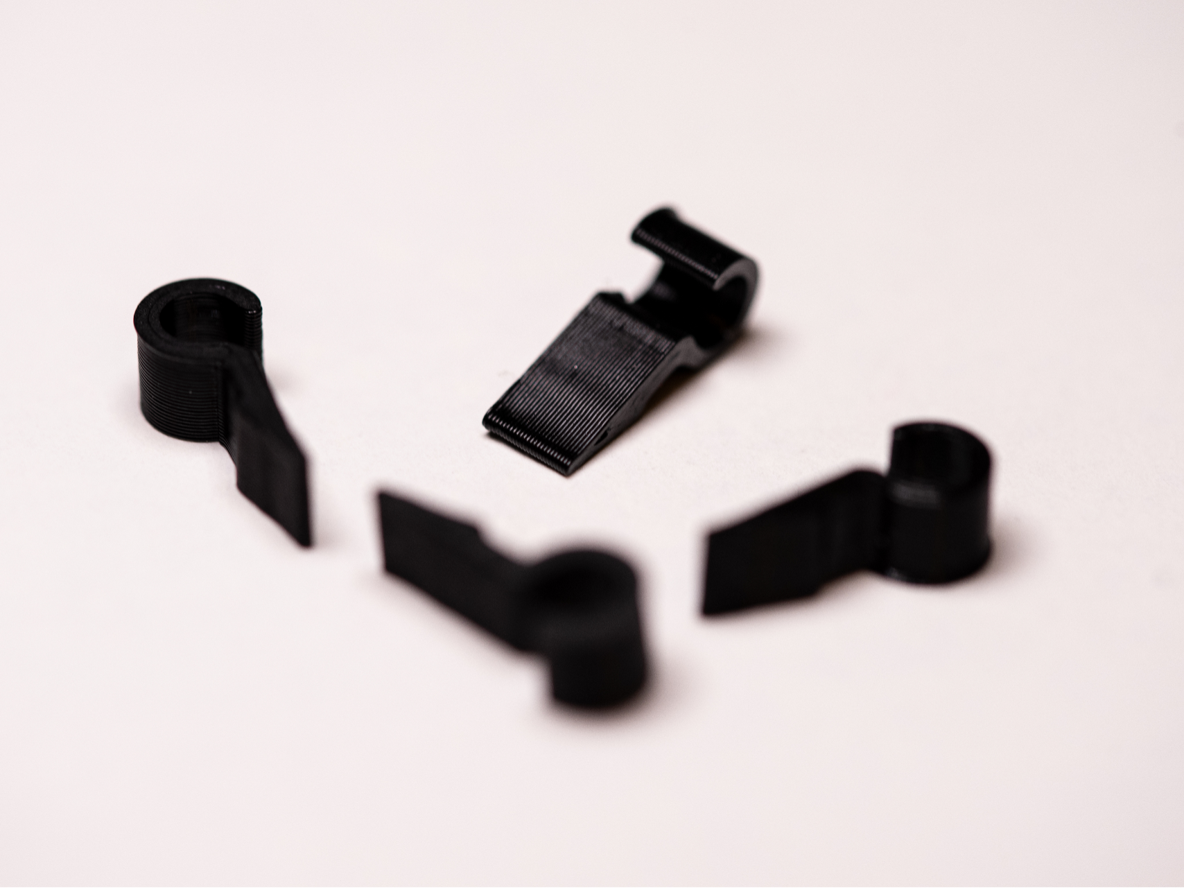 Kabelclips fürs Auto – einfache Kabelführung 