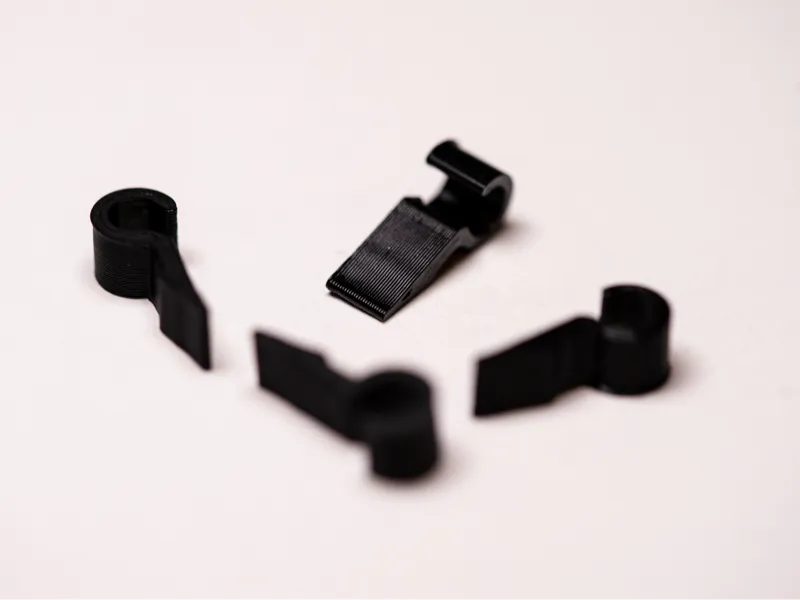 Kabelclips fürs Auto – einfache Kabelführung 
