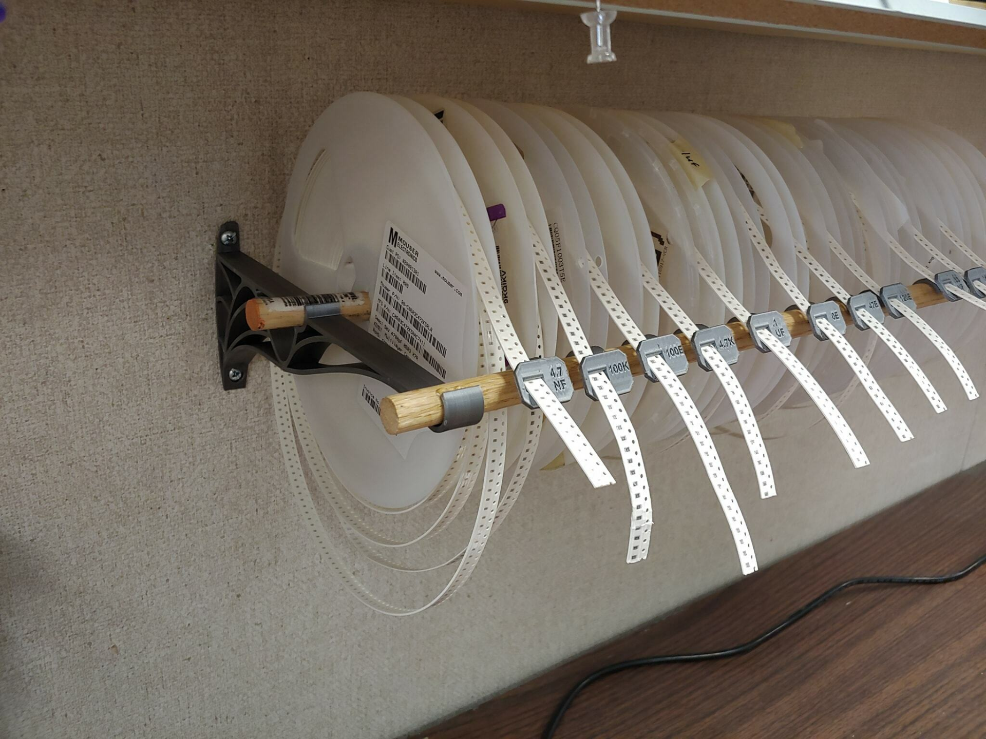 Circuit board componet organizer. 
