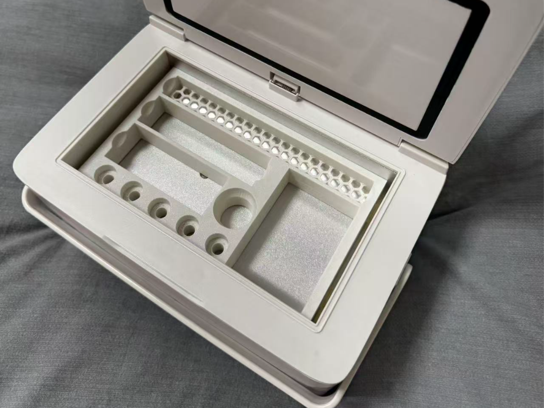 车载冰箱分隔（胰岛素收纳）