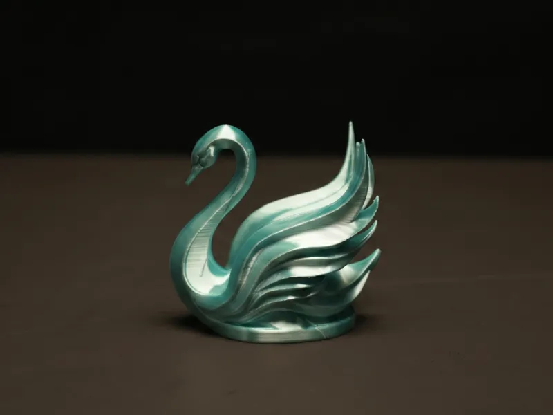 天鹅艺术摆件