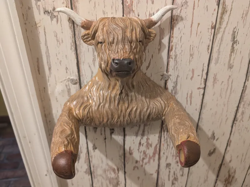 Highland Cow Toilet Paper Holder