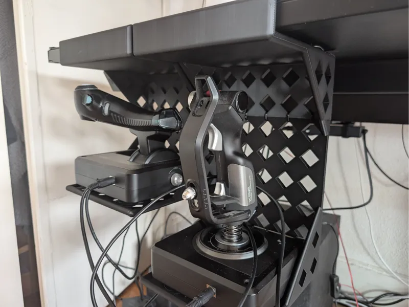 Logitech X52 pro - SecretLab Magnus