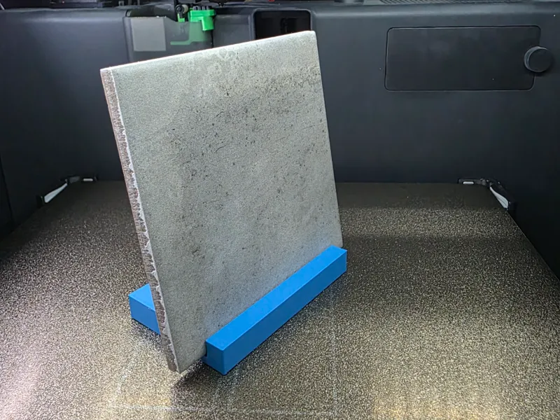 Tile stand Simple