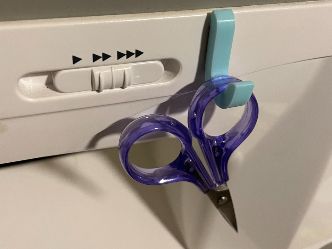 Easy Sewing Machine Scissor Hook