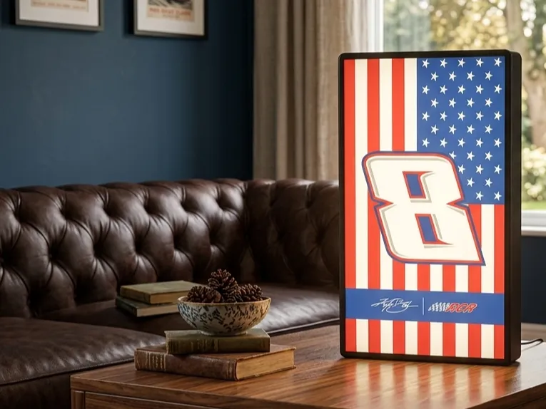 KYLE BUSCH - US FLAG Lightbox