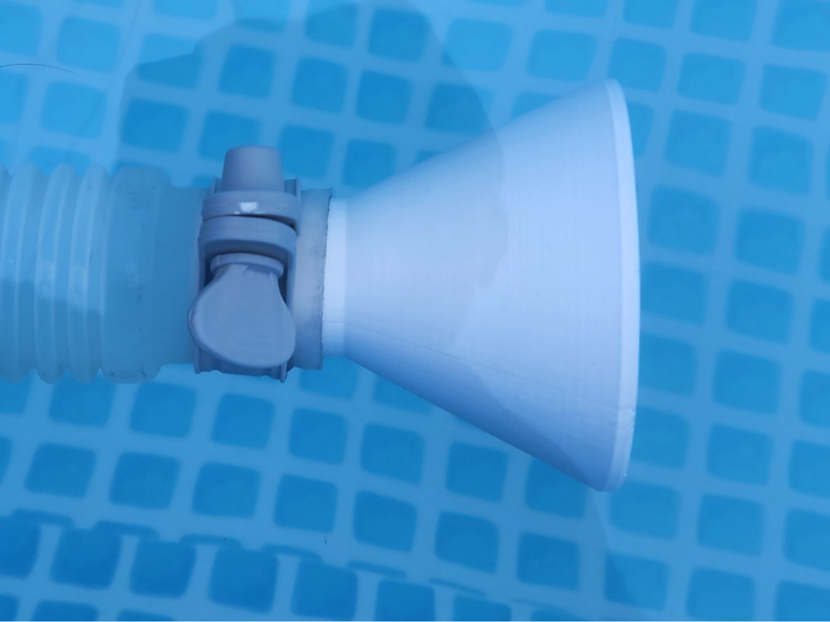Pool Hose Debris Filter – Honeycomb Design (38mm)