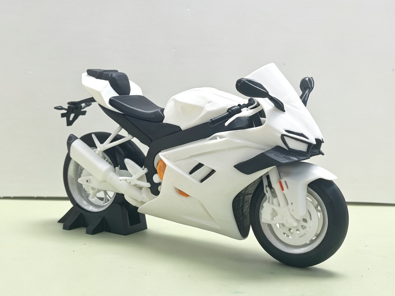Zhang Xue Motorcycle ZX820RR Multi-Part Print (Test Version