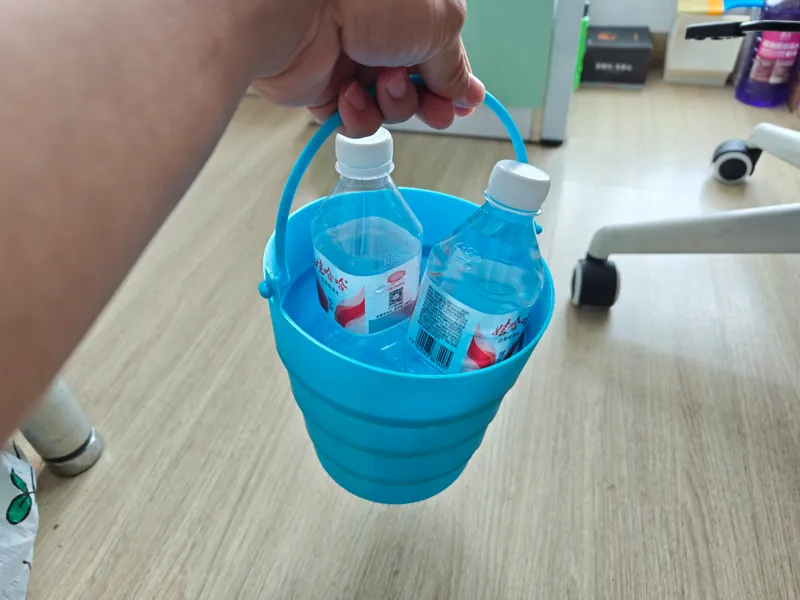 沙滩折叠桶
