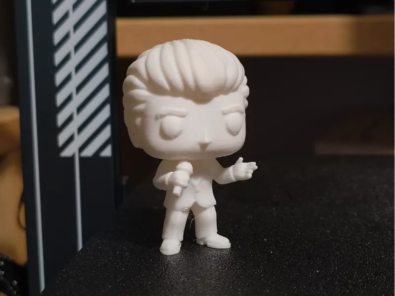 Figura cantante Luis Miguel Cabezón