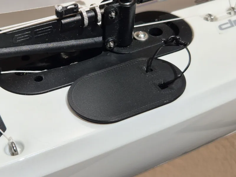 DF65 Battery Hatch Plug