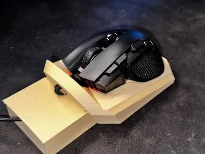 Base per la ricarica mouse CORSAIR IRONCLAWN