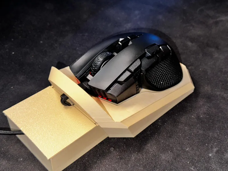 Base per la ricarica mouse CORSAIR IRONCLAWN