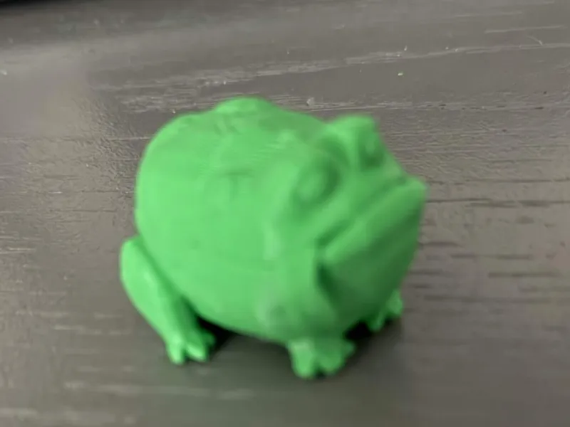 Spitting frog: Yeeps