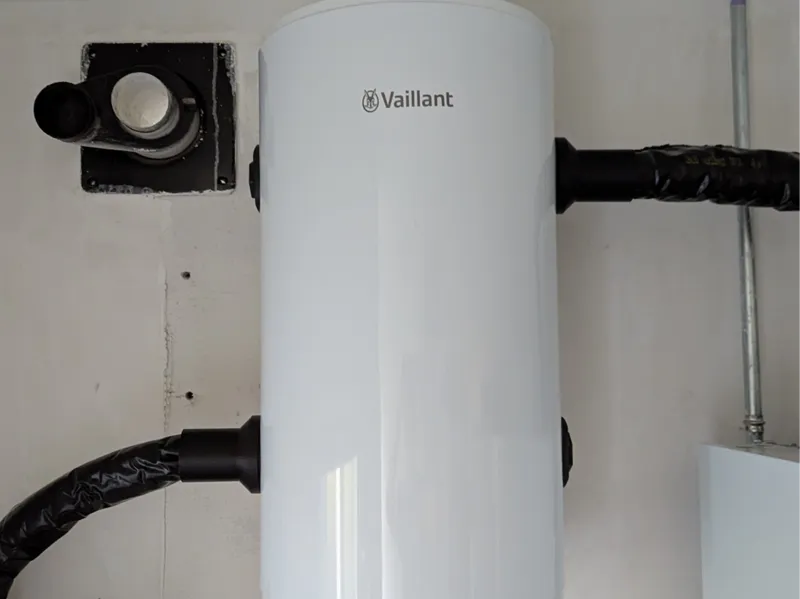 Vaillant Buffertank Pipe Cover