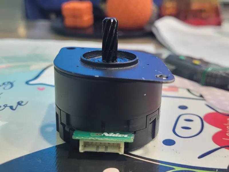 Nap chup motor J110
