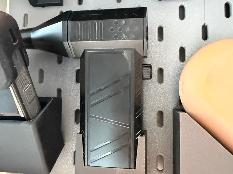 Skadis - Blower holder