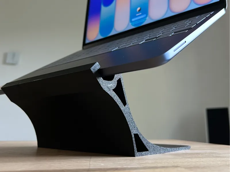 Minimal MacBook Stand – Lightning Edition
