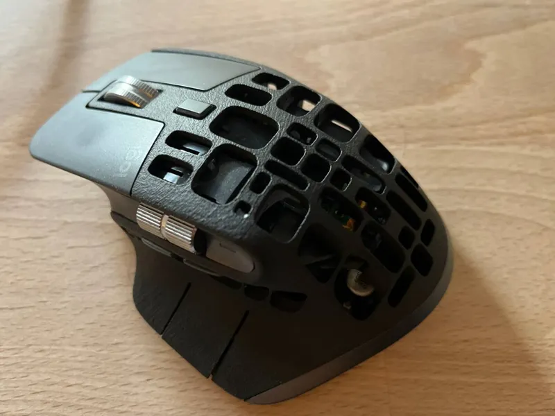 Mx Master 3 shell with holes for sls print