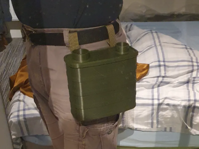 Große Gasmasken Filterbox 